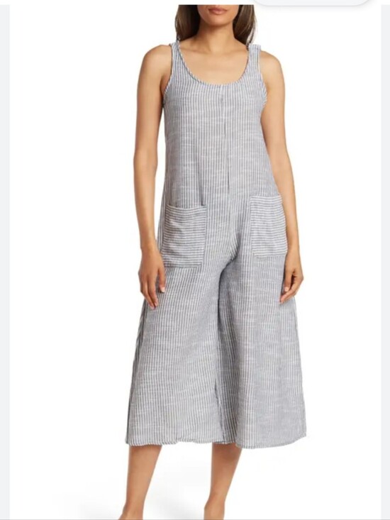 Max Studio Pants - Max Studio Womens Jumpsuit Romper Size Striped Gray/White Pockets Linen Blend